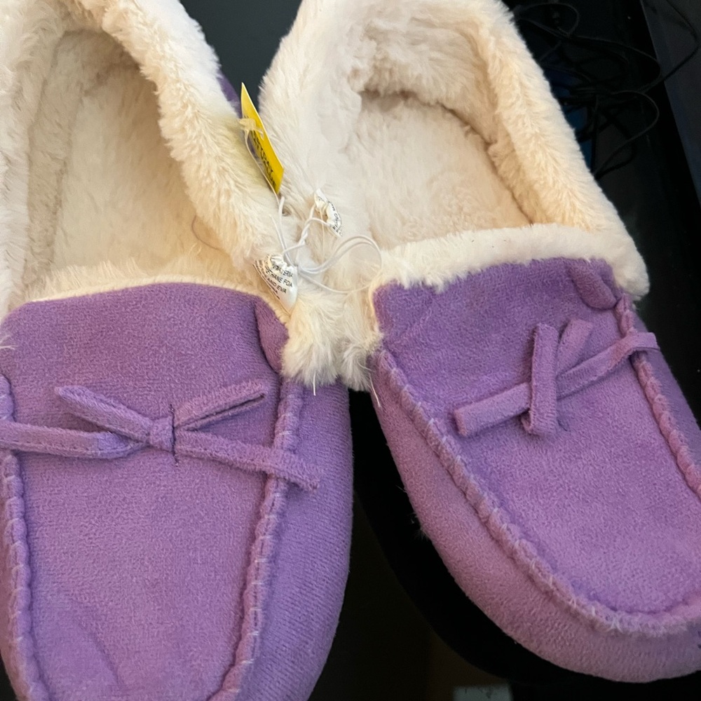 Houseshoe/ slippers